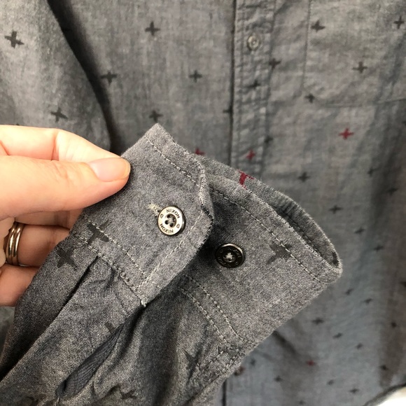 🥳HOST PICK🥳 Nixon men’s button shirt - Picture 6 of 10